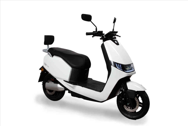 NEXT - NXPlus (90 km/h - PowerPack) - Creme Weiss