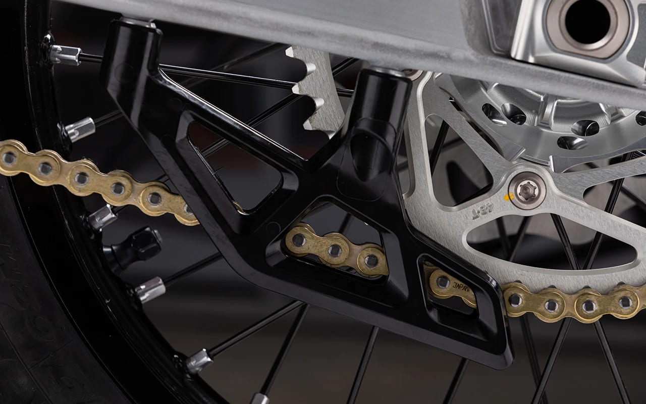 E-PERFORMANCE Schweiz Motorrad Service: STARK FUTURE VARG MX Kette & Kettenräder Kettenschleifer – Original Ersatzteil – online Shop