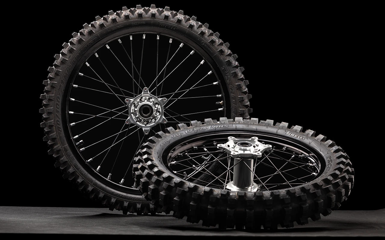 e-performance Schweiz: STARK FUTURE VARG Enduro und Motocross Motorrad – MX Räder – original Ersatzteile & Zubehör kaufen