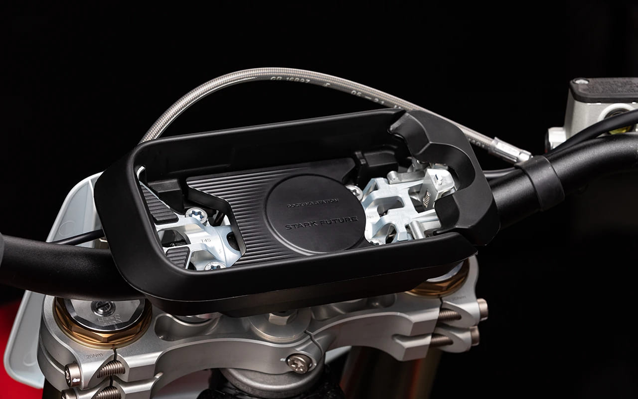 E-PERFORMANCE Schweiz Motorrad online Shop: Alles für elektrische Fahrzeuge – STARK FUTURE VARG EX Lenker & Bedienelemente Docking Station – Original Ersatzteil kaufen