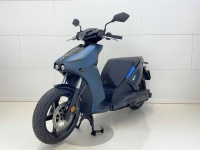 Elektroroller - RAY 7.7 - Premium - Cobalt matt