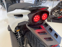 Elektroroller RAY 7.7 - Basic - Classic White