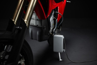 Tragbares Ladeger&#228;t f&#252;r Stark Varg CH-Version