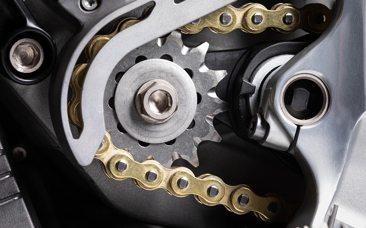 E-PERFORMANCE Schweiz Motorrad online Shop: Alles für elektrische Fahrzeuge – STARK FUTURE VARG EX Kette & Kettenräder Ritzel vorne – Original Ersatzteil kaufen