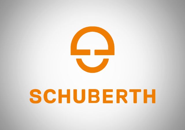 Erlebe bei E-Performance in Stansstad die hochwertigen Motorradhelme von Schuberth – Innovation und Sicherheit für anspruchsvolle Fahrer.